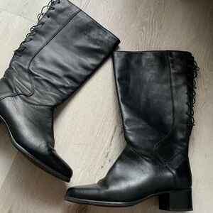 Size 9 1/2 B.Regence Black Leather Boots Made In Canada lace up wide zipper